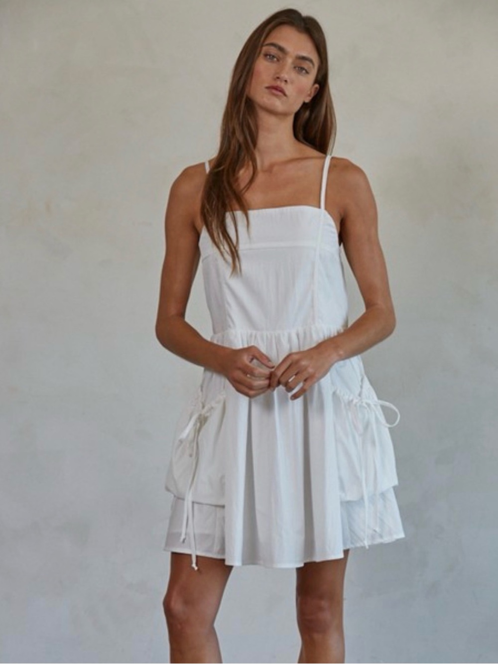 129.  WHITE SUMMER DRESS